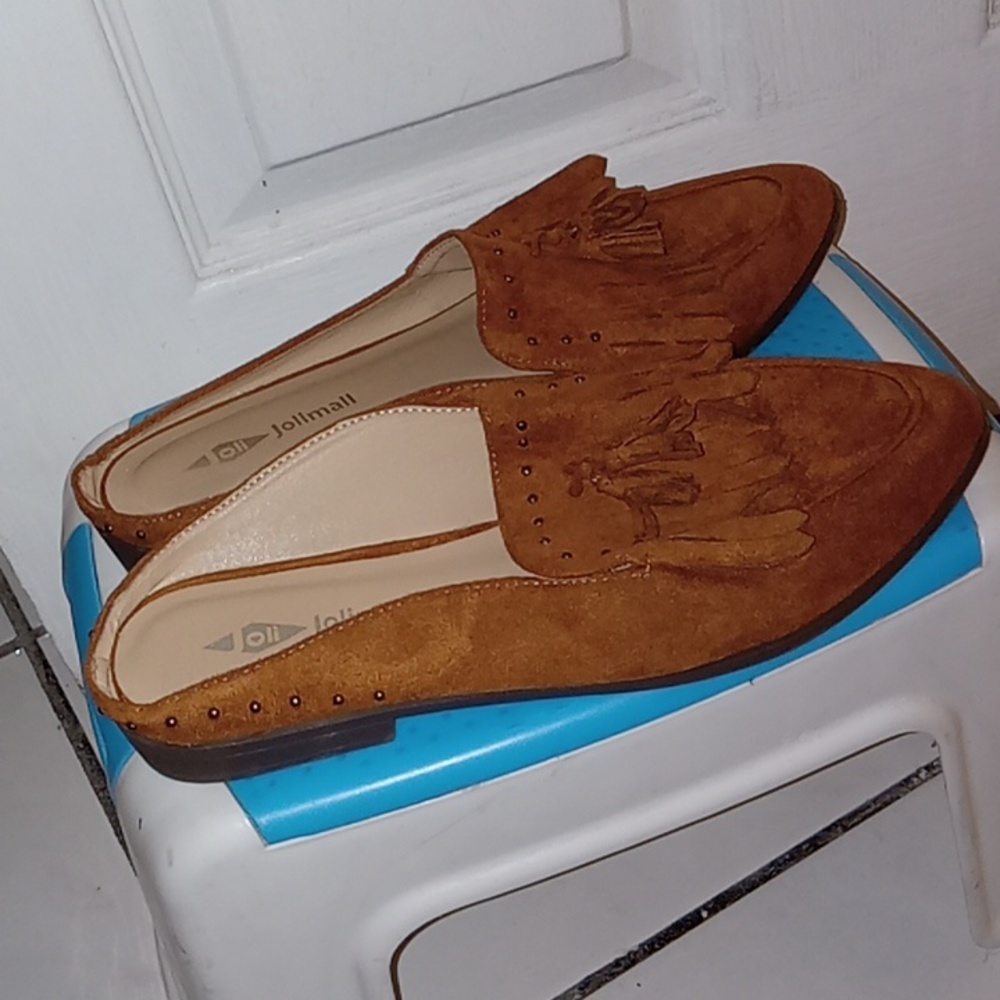Brown Flat Shoes